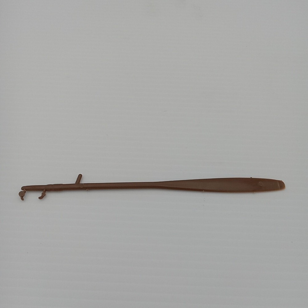 VINTAGE 1960's KEN / GI JOE / ACTION MAN REPLACEMENT BROWN RAFT BOAT PADDLE OAR